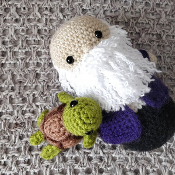 Charles Darwin crochet Amigurumi