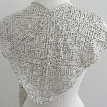 K834-Fun with Diamonds Shawlette