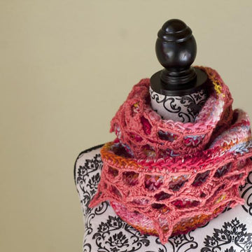 Colour Your Mind Cowl