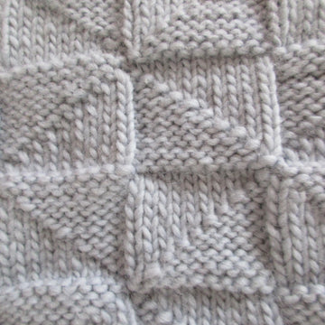 Windmill Pattern Cot Blanket