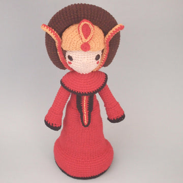 PADMÉ AMIDALA, Satar Wars tribute crochet pattern