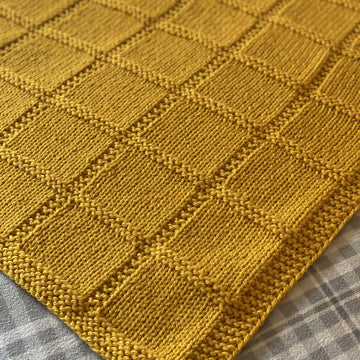 Chunky Simple Square Blanket