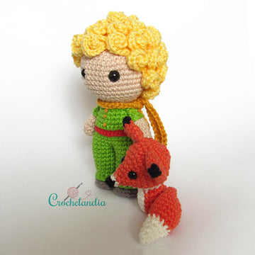 The Little Prince and the Fox amigurumi doll - crochet pattern by Crochelandia
