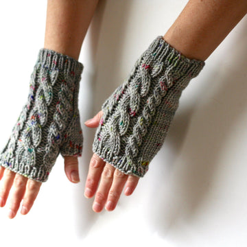 Cabled Delight Mitts