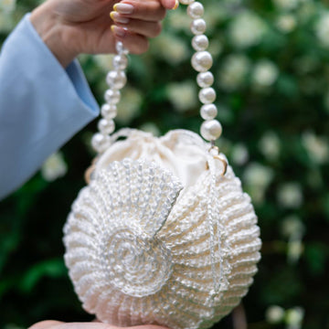 Shell raffia bag