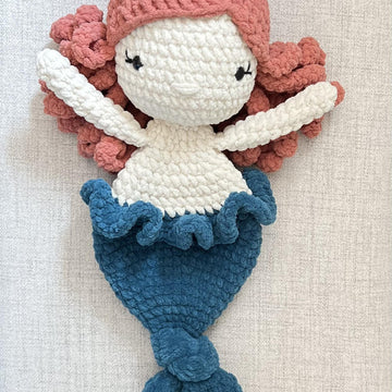 Sonia Mermaid Snuggler