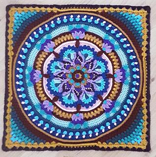 The Moonflower Cushion Block