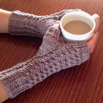 Araluen Fingerless Mitts