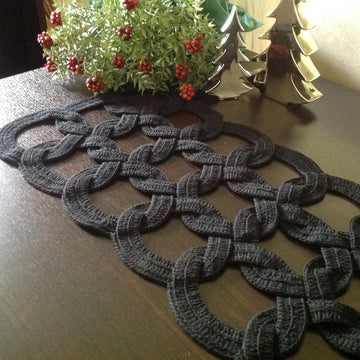 Table Runner N 144