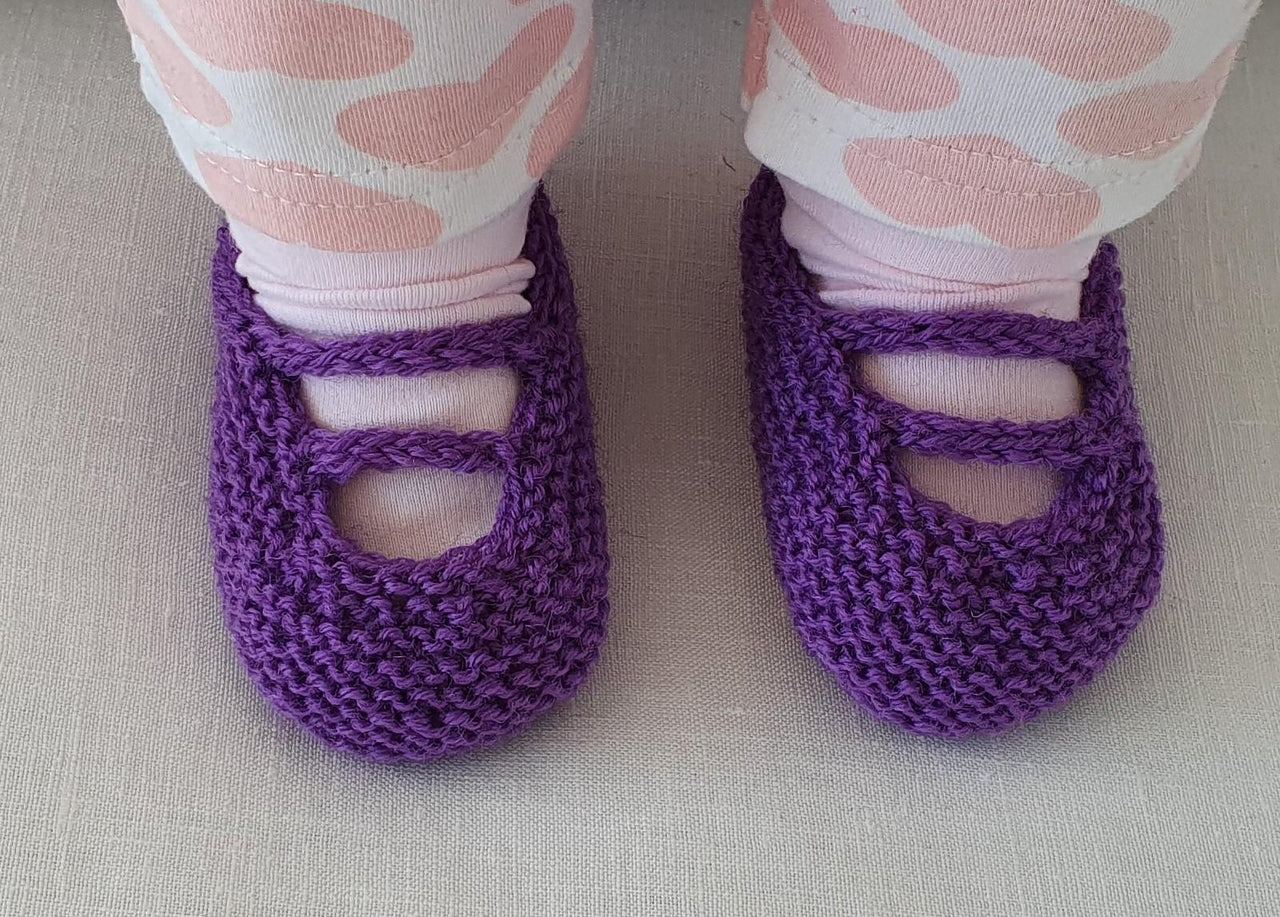 Veronica - 4ply baby shoes