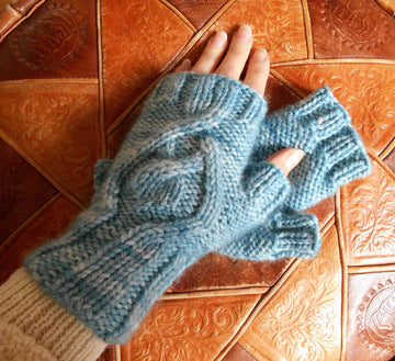 Amadare fingerless mitts