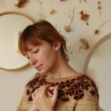 Orchard tales pullover