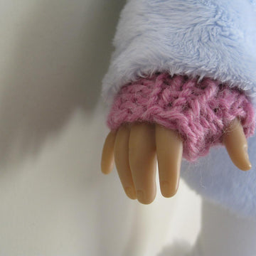 Super-Easy Doll Handwarmers