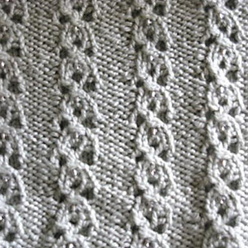 K831-Cloverleaf Gauntlets & Cowl