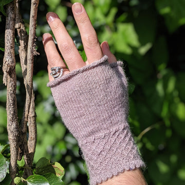 Mrs Lear's Mitts