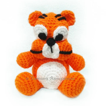 Tiger baby