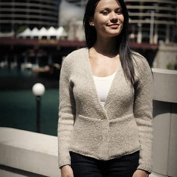 Basic chic v-neck cardi