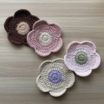 Curly Petal Coaster