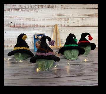 Wicked Witch Chocolate Orange Cover Knitting Patter n