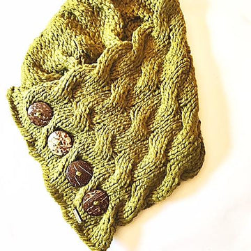 Waves of Cables Chunky Button Cowl