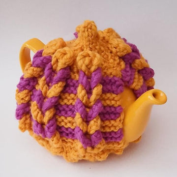 Chain Reaction Tea Cosy