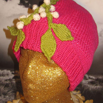 MISTLETOE BEANIE HAT