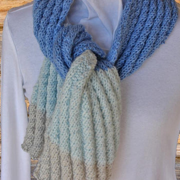 Diagonal Rib Knit Scarf