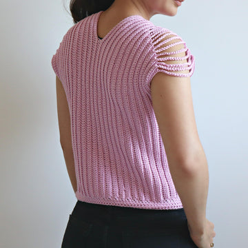 The Shoulder to Shoulder Top