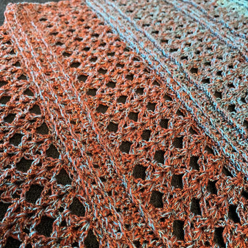 Triangular Scarf "Rhoxane"
