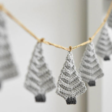 Christmas tree garland