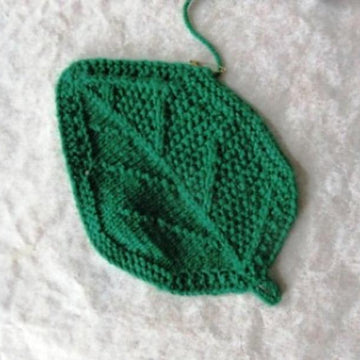 Furballs' Purrywood Leaf