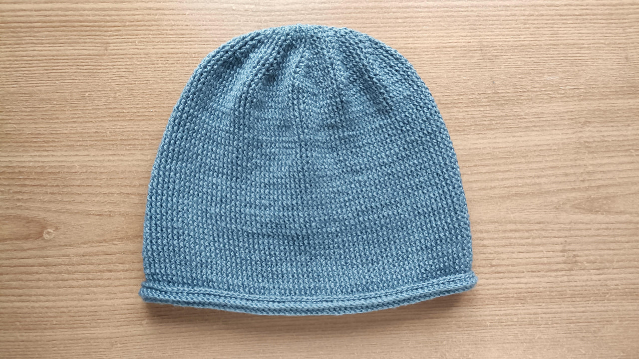 Very simple beanie