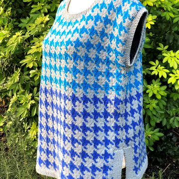Riva - Houndstooth Top