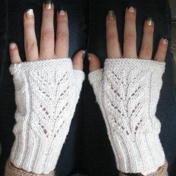 K854 – For the Future Bride Fingerless Gloves