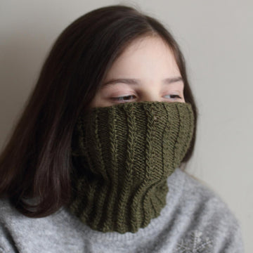 Wren Neck Warmer for DK