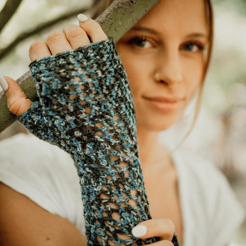 Rapt Hearts Mitts