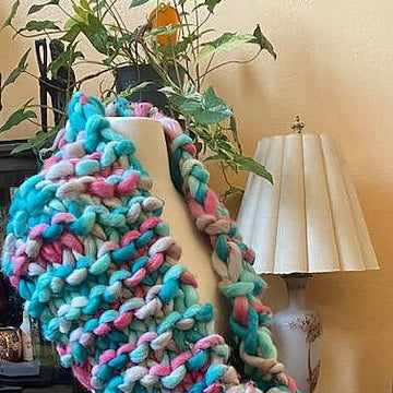 Jumbo cowl