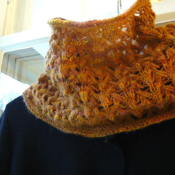 Prickles Cowl & Mitts