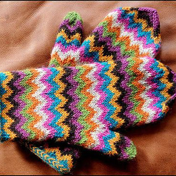 Chevron Love Mittens