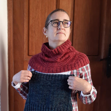Tartanesque cowl
