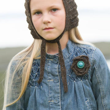 Marianne hood and Brooch - Lc31