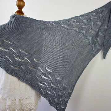 Knitting Pattern asymmetrical Shawl "The Young Mouse"