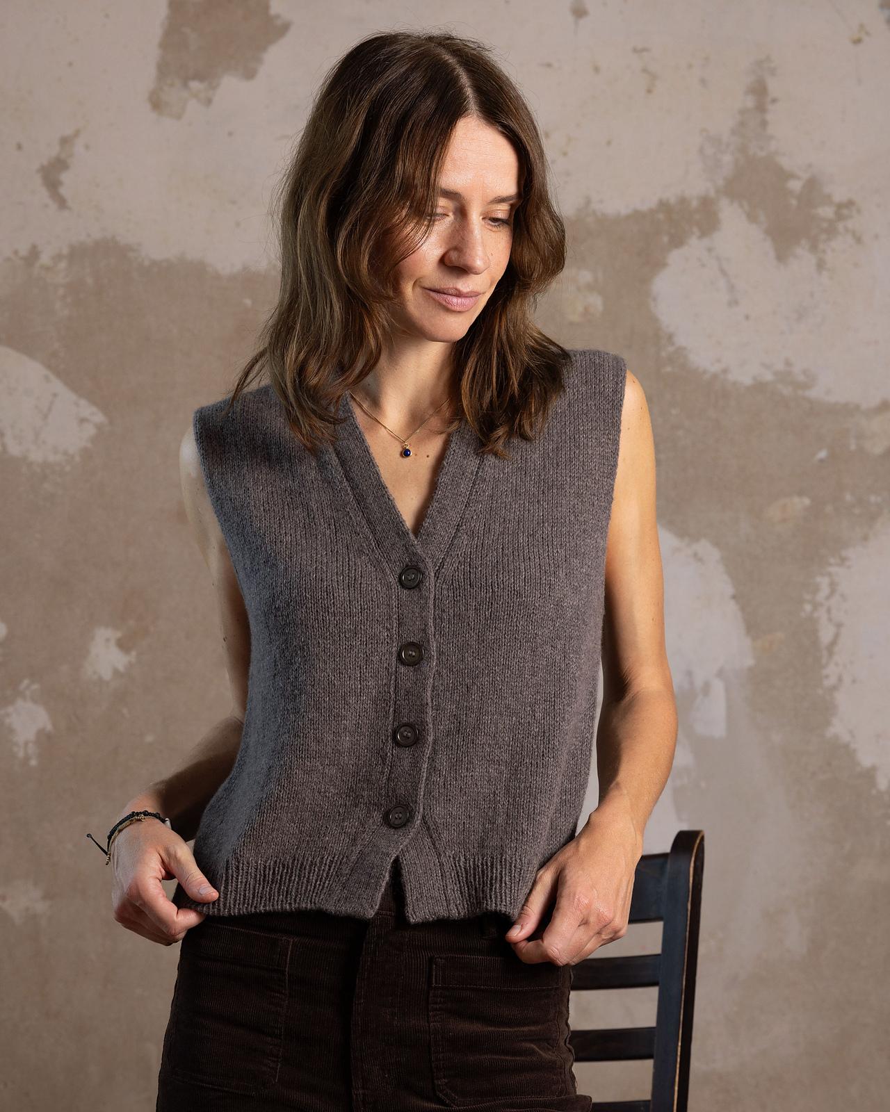 TONI Vest