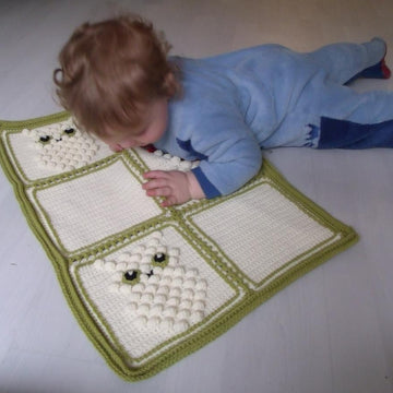 Blanket with Bobble Owl