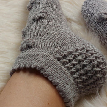 Grey Flower Knit Socks