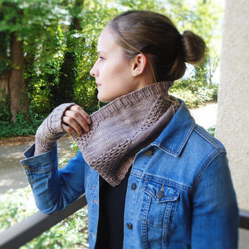 Hot Cross Cowl