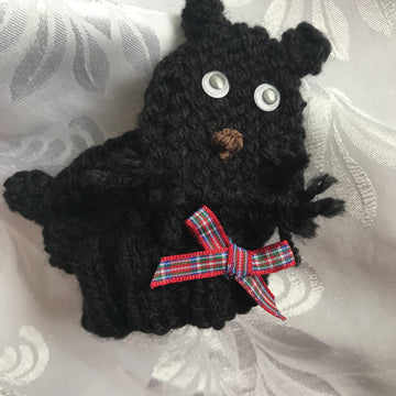 SCOTTIE THE TERRIER KNITTING PATTERN CREME EGG OR FERRERO COVER