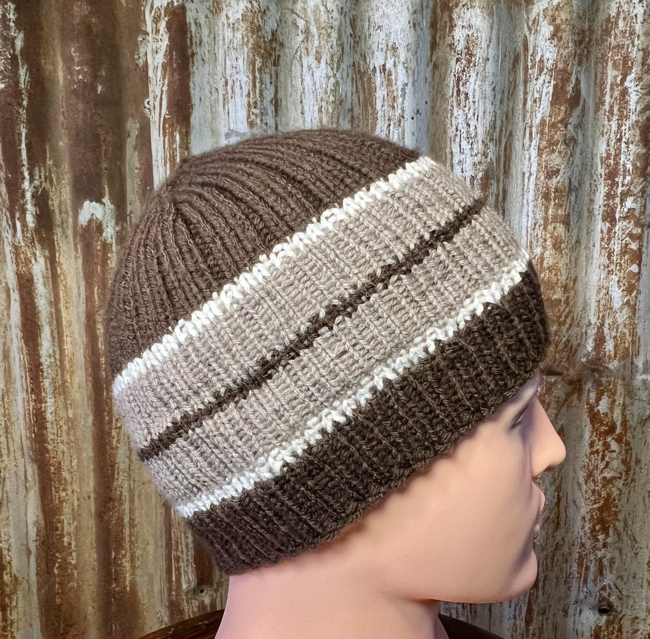 Bowie Beanie -- a loom knit pattern