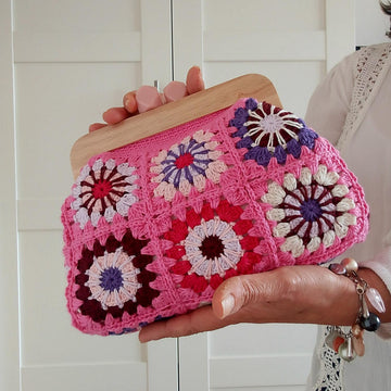 Chiara Clutch in Pink Bag