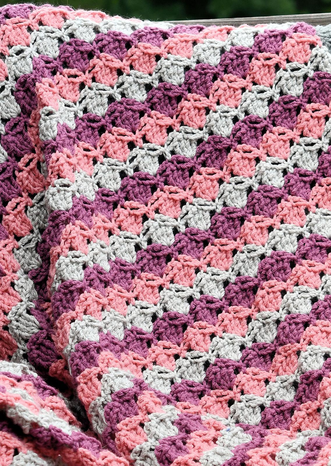 Striped Fans Throw